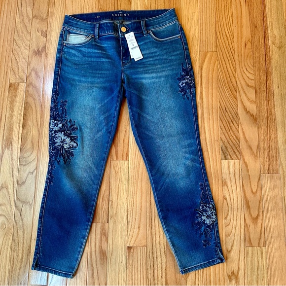 White House Black Market Denim - White House Black Market Denim Skinny Jeans with Floral Pattern